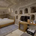 Hera Cave Готель 3*