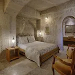 Hera Cave Гьореме