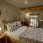 Hera Cave Гьореме
