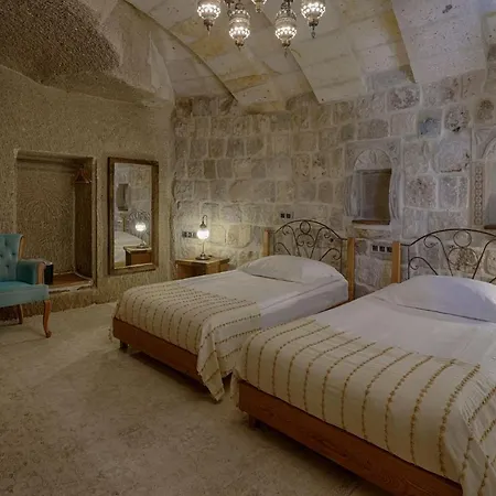 Hera Cave מלון 3*