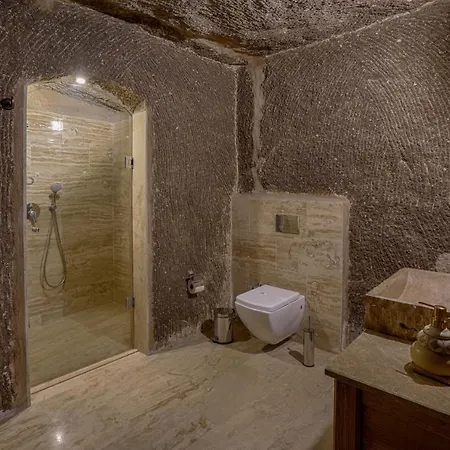 Hera Cave 3*