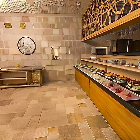 Hera Cave Hotel 3*