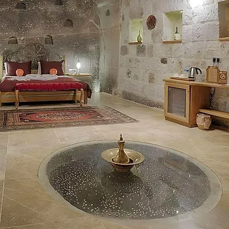أجنحة هيرا كايف 3*