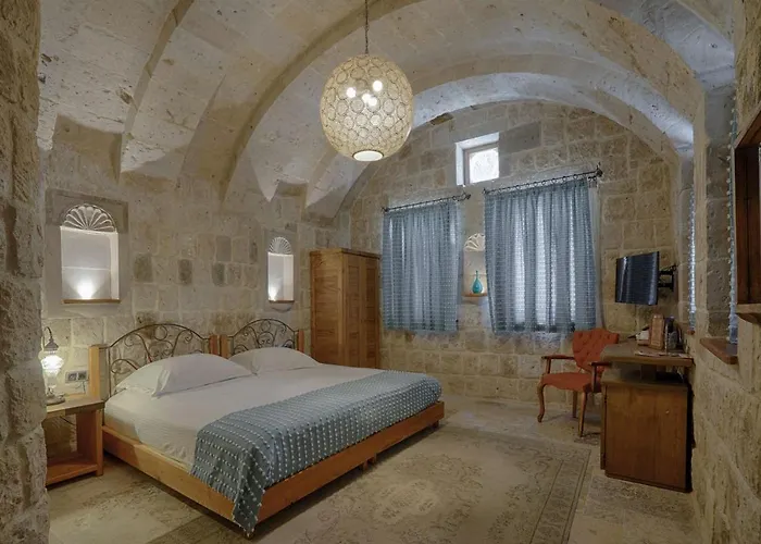 Ξενοδοχείο Hera Cave 3*