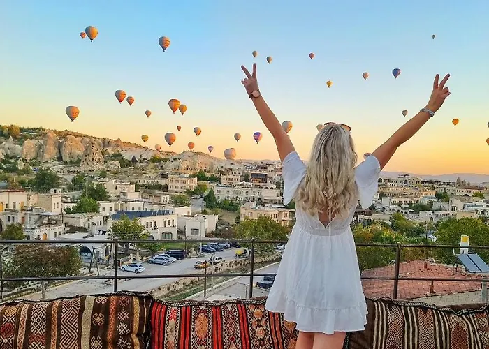 Hera Cave Γκόρεμε